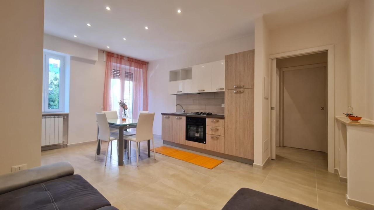 Casa Stella Centro Foce Appartement San Remo Buitenkant foto